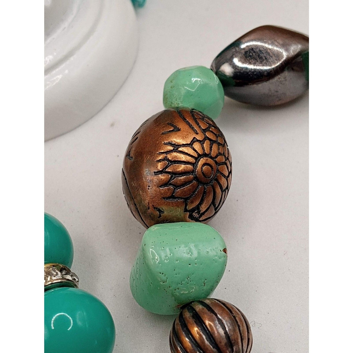Vintage jewelry Pieces, 2 Stretchy Bracelets Tassel Earrings