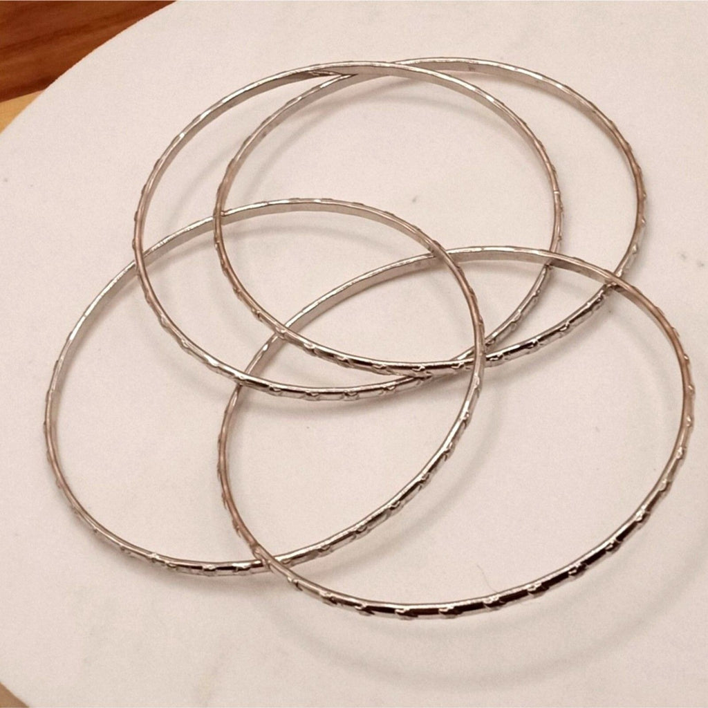 Vintage Set Stackable Hammered Silvertone Bangles Bracelets