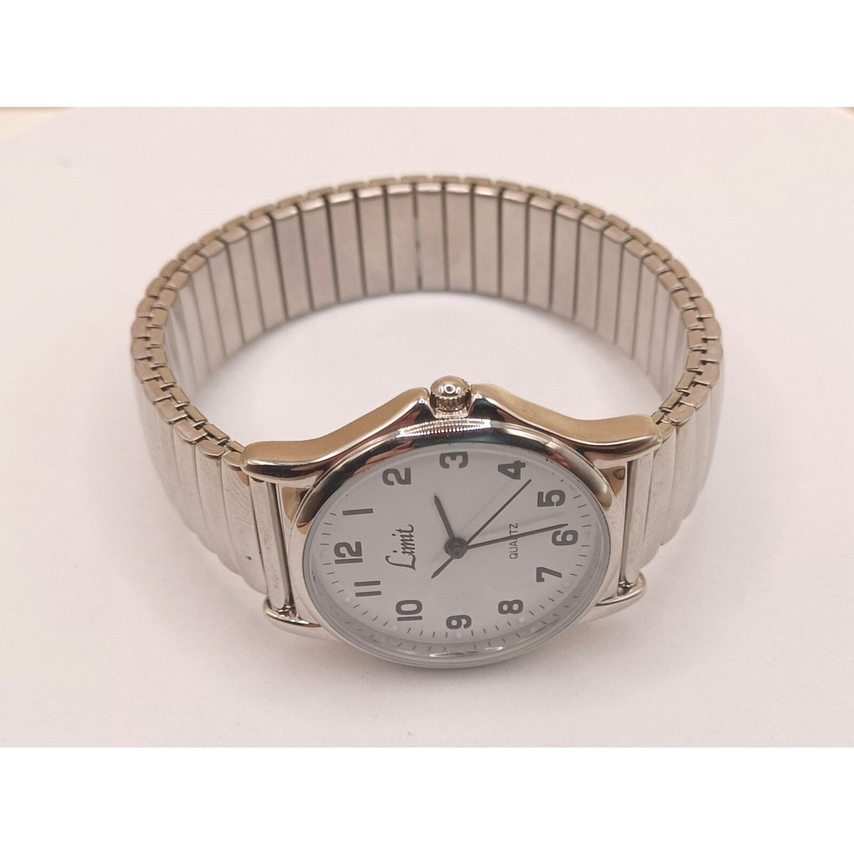 Limit Gents Stainless Expanding Stainless Steel Band and Case Watch NEW BATTERY