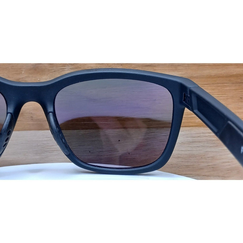 Foster Grant Mens Way-Shaped Sport Black Rainbow Mirror Lenses Sunglasses