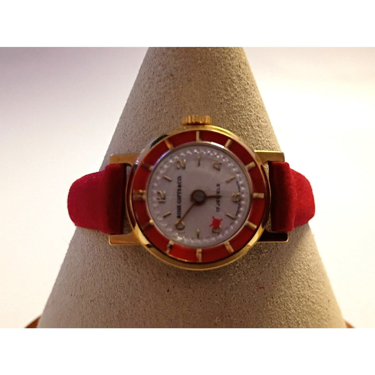 Riise Gifts & Co. Vintage Swiss Made 17 Jewel Orbiting Star Rotating Disc Watch