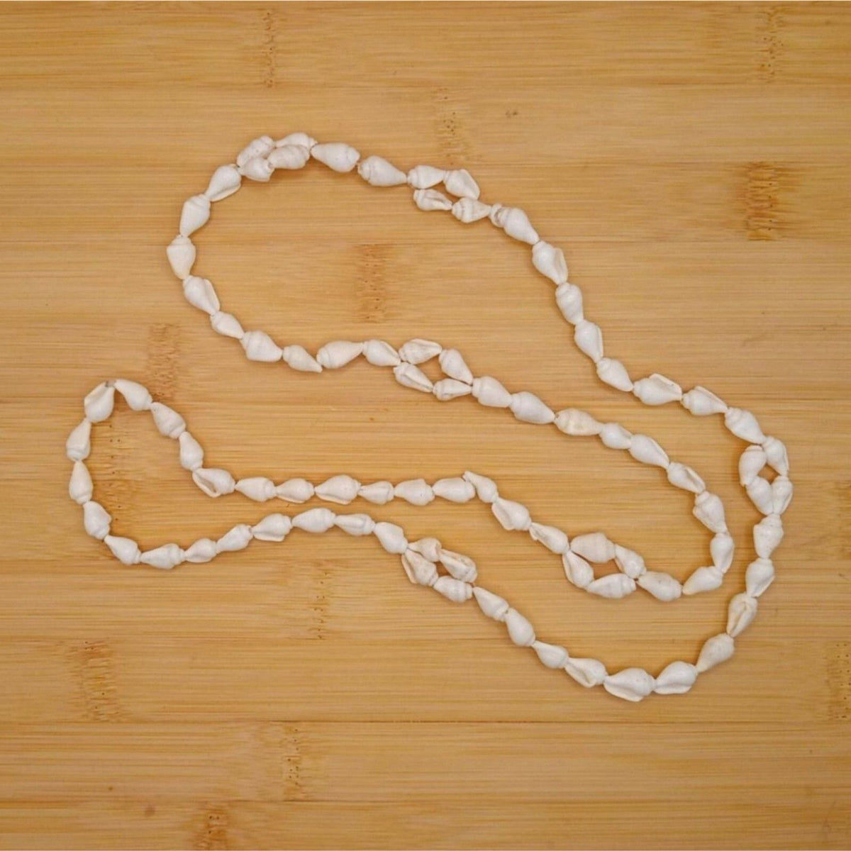 Vintage Islander Tribal Beachy White Shell Lei 36" Necklace