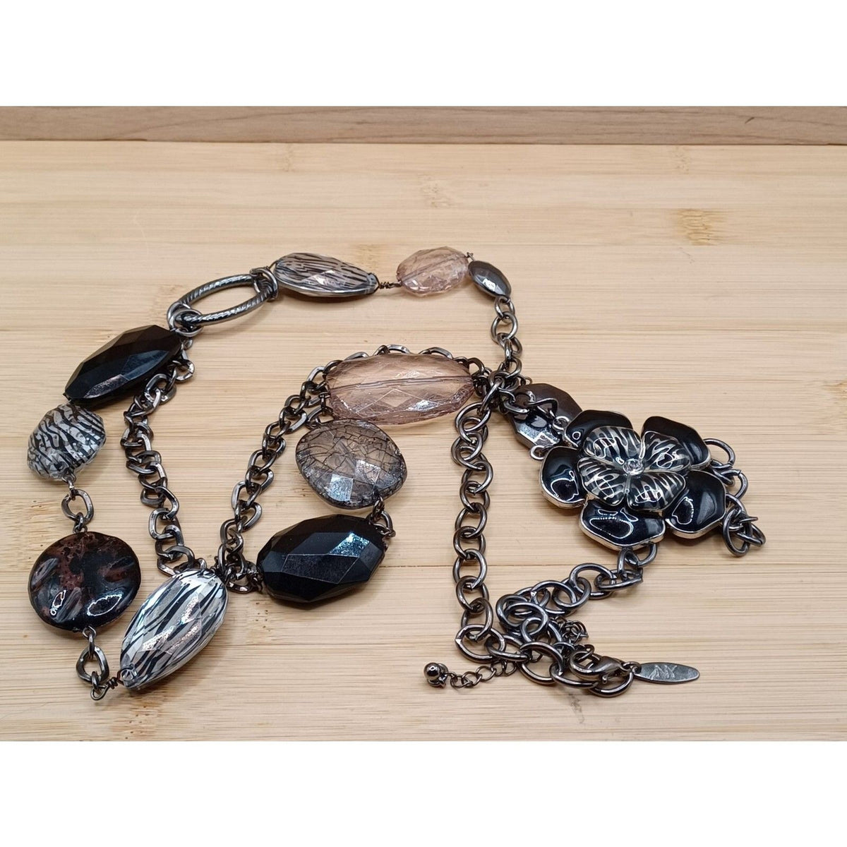 NY Collection Layered Flower Accent Lucite Zebra Stripe Beads Vintage Necklace