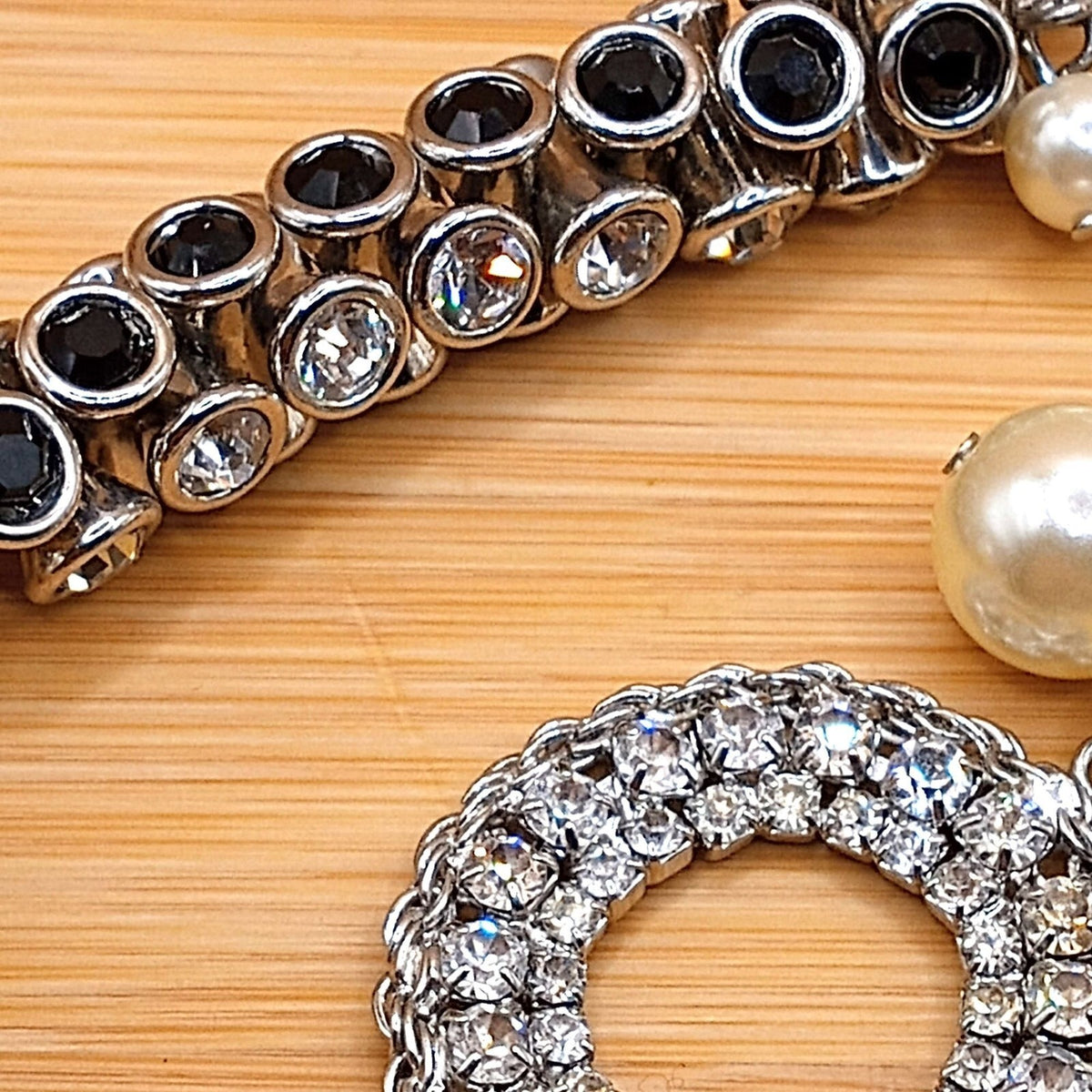 Vintage Mixed Media Brutalist, Clear & Black Rhinestones Lucite Beads Necklace