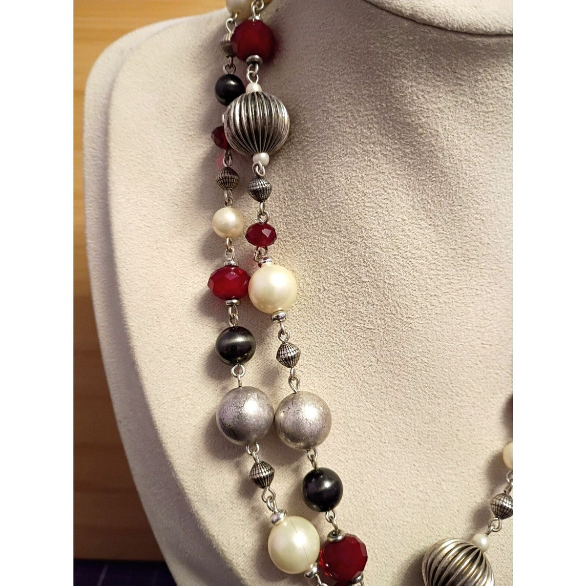 Vintage Premier Designs Red & Black Beaded Long Wrap Necklace 36 Inch