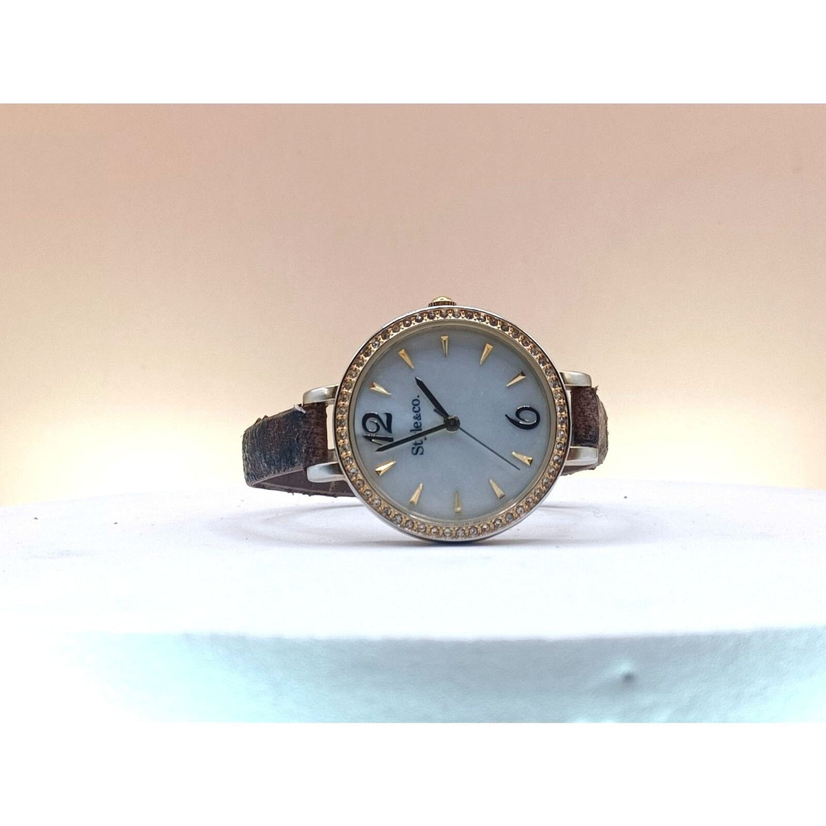Women's Style & Co. Designer Fashion Rhinestone Bezel 35mm Watch NEW BATTERY