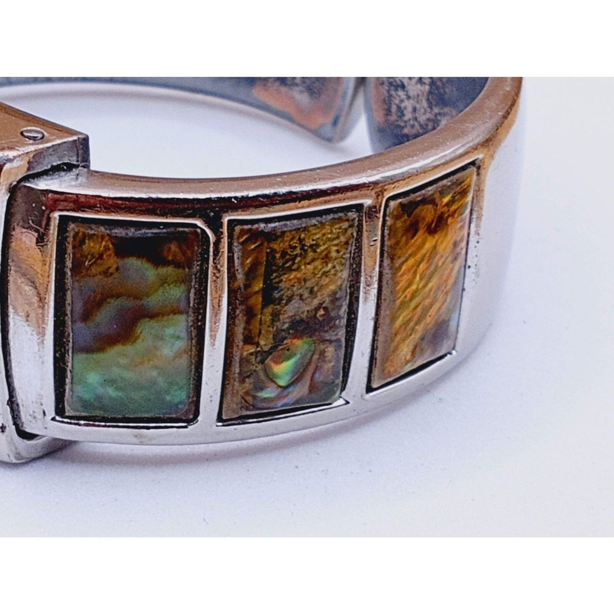 1980s Accutime K977 Vivani Abalone Inset Vintage Cuff Bracelet Watch