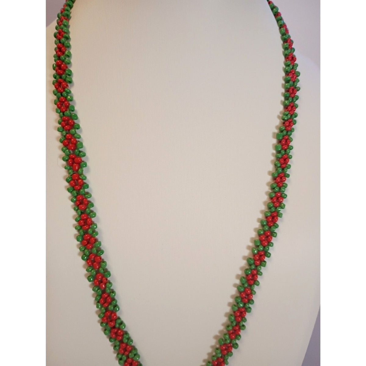 Vintage Lovely Seed Bead Red and Green Netted Chain Tassel Necklace Tribal Style