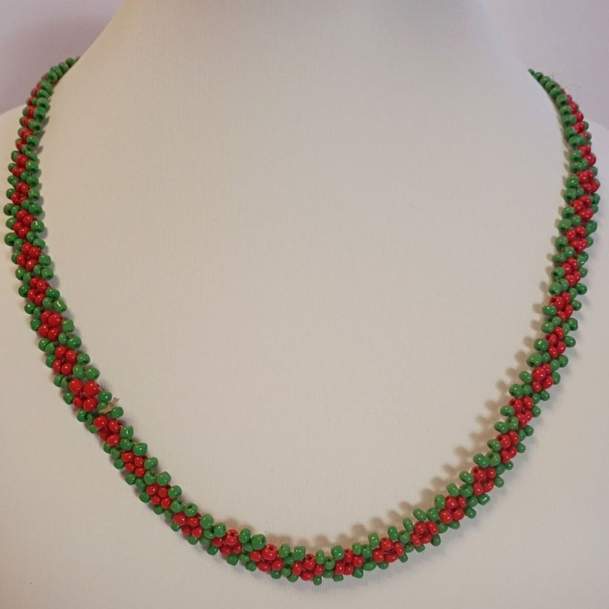 Vintage Lovely Seed Bead Red and Green Netted Chain Tassel Necklace Tribal Style