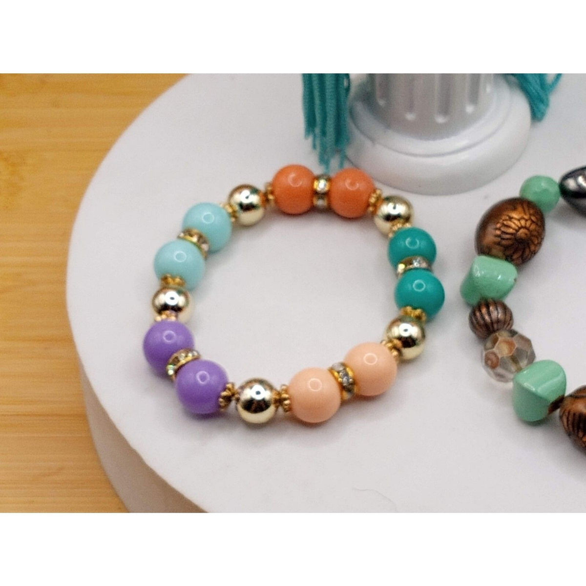 Vintage jewelry Pieces, 2 Stretchy Bracelets Tassel Earrings