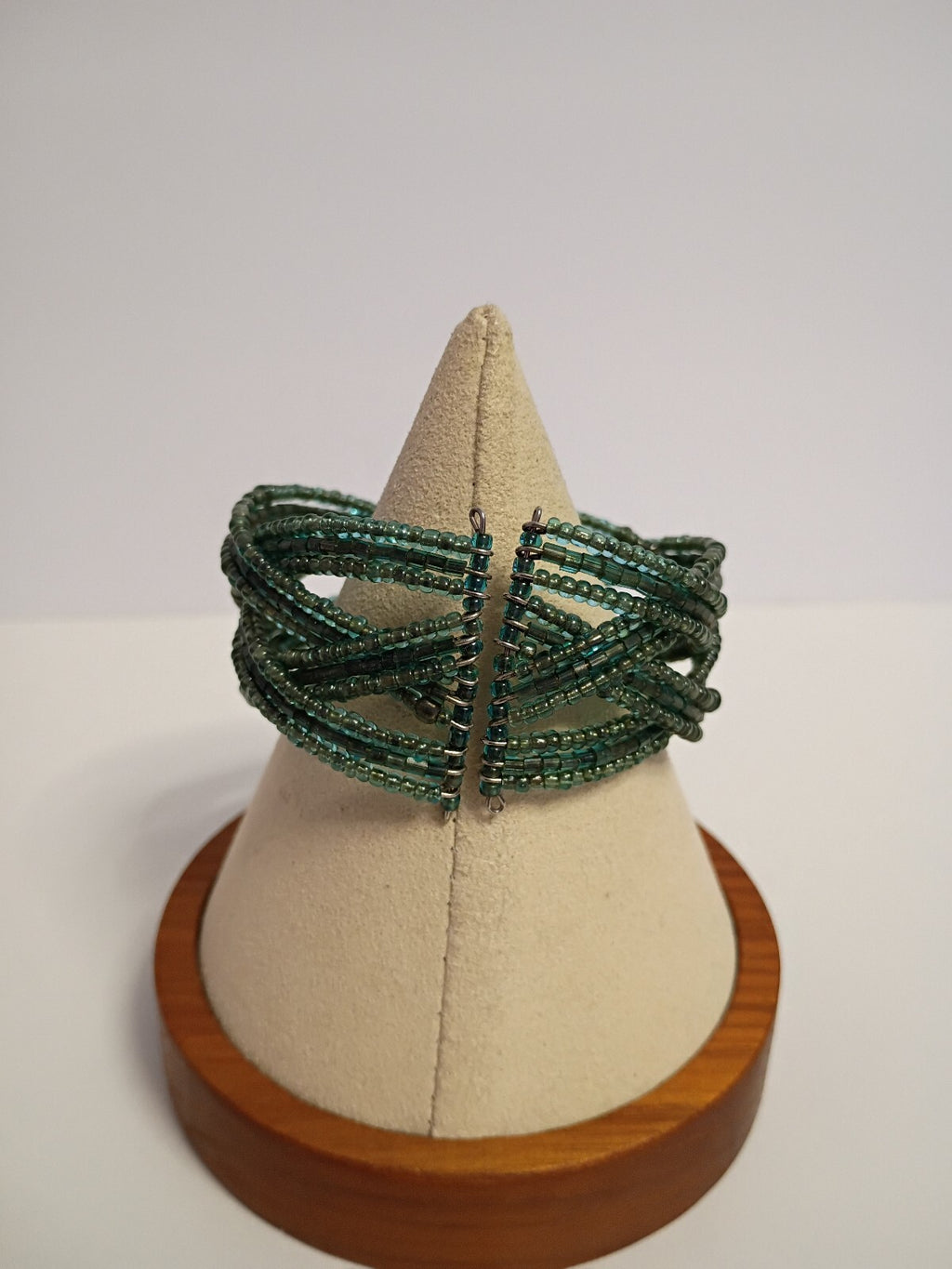 Vintage Delicate Green Multi-Strand Seed Bead Bracelet