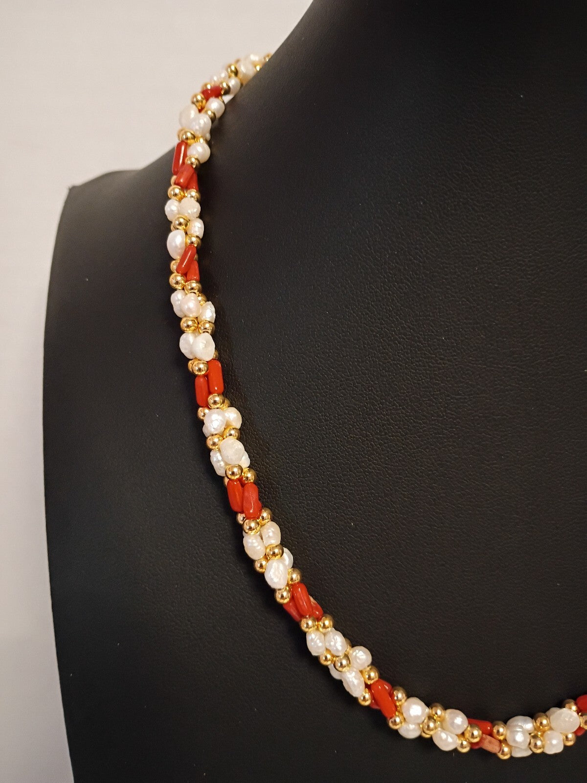 Vintage Orange & White Seed Bead Floral Pattern Necklace