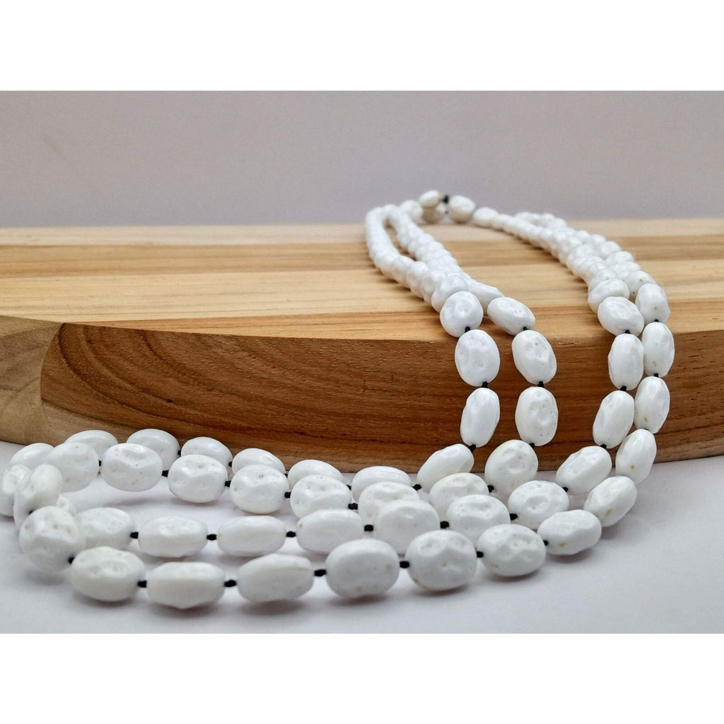 Vintage Sarah Coventry GB White Long Knotted Beaded Necklace