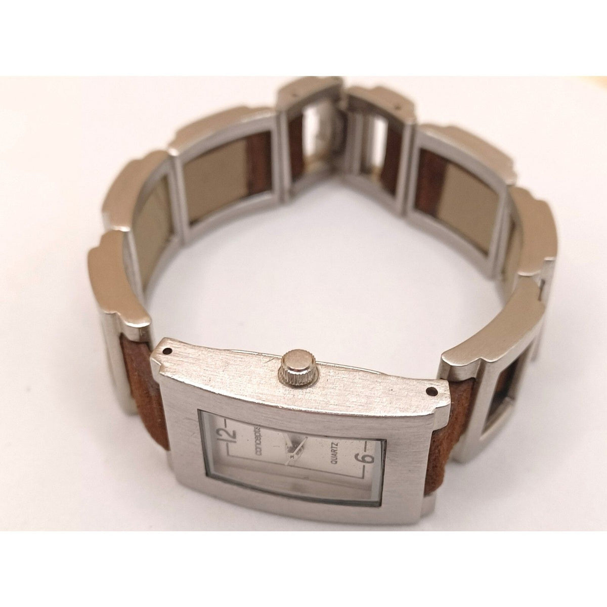 Concepts Women's Fashion Silver Tone and Brown Strap Band Watch NEW BATTERY