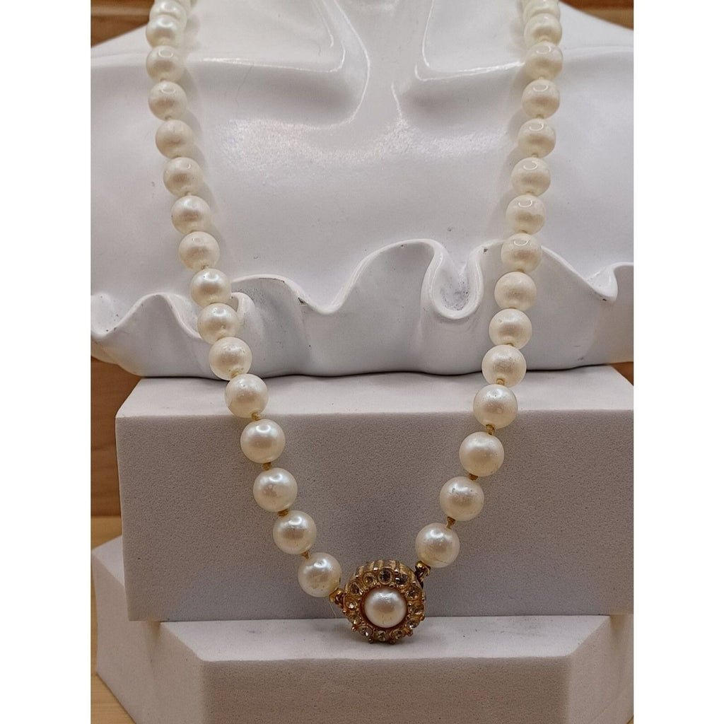 VTG Fancy Glass Faux Pearl Single Strand Rhinestone Studded Box Clasp Necklace