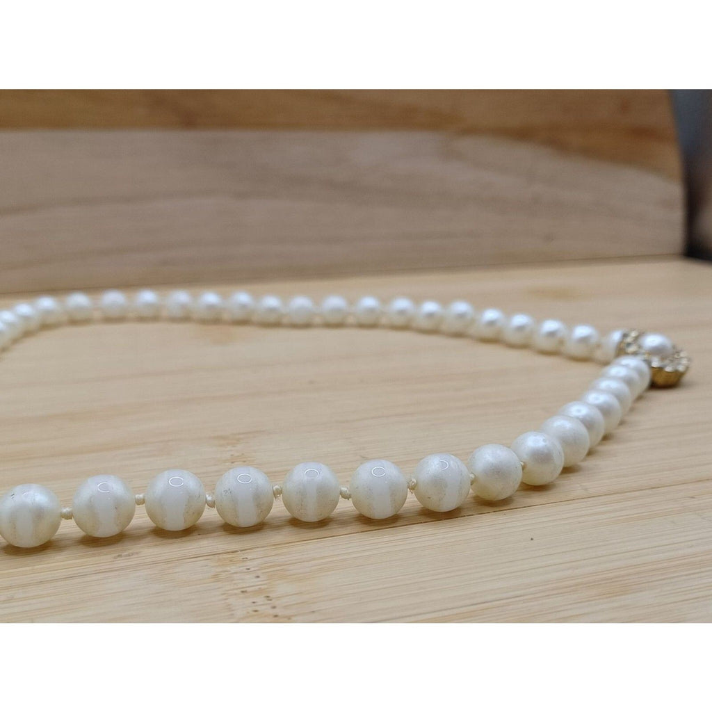 VTG Fancy Glass Faux Pearl Single Strand Rhinestone Studded Box Clasp Necklace