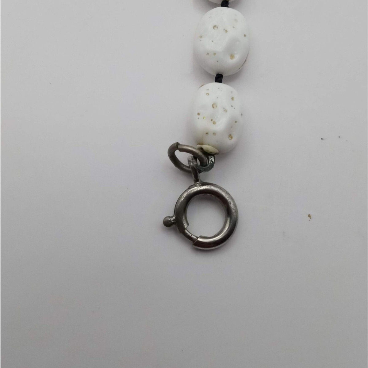 Vintage Sarah Coventry GB White Long Knotted Beaded Necklace