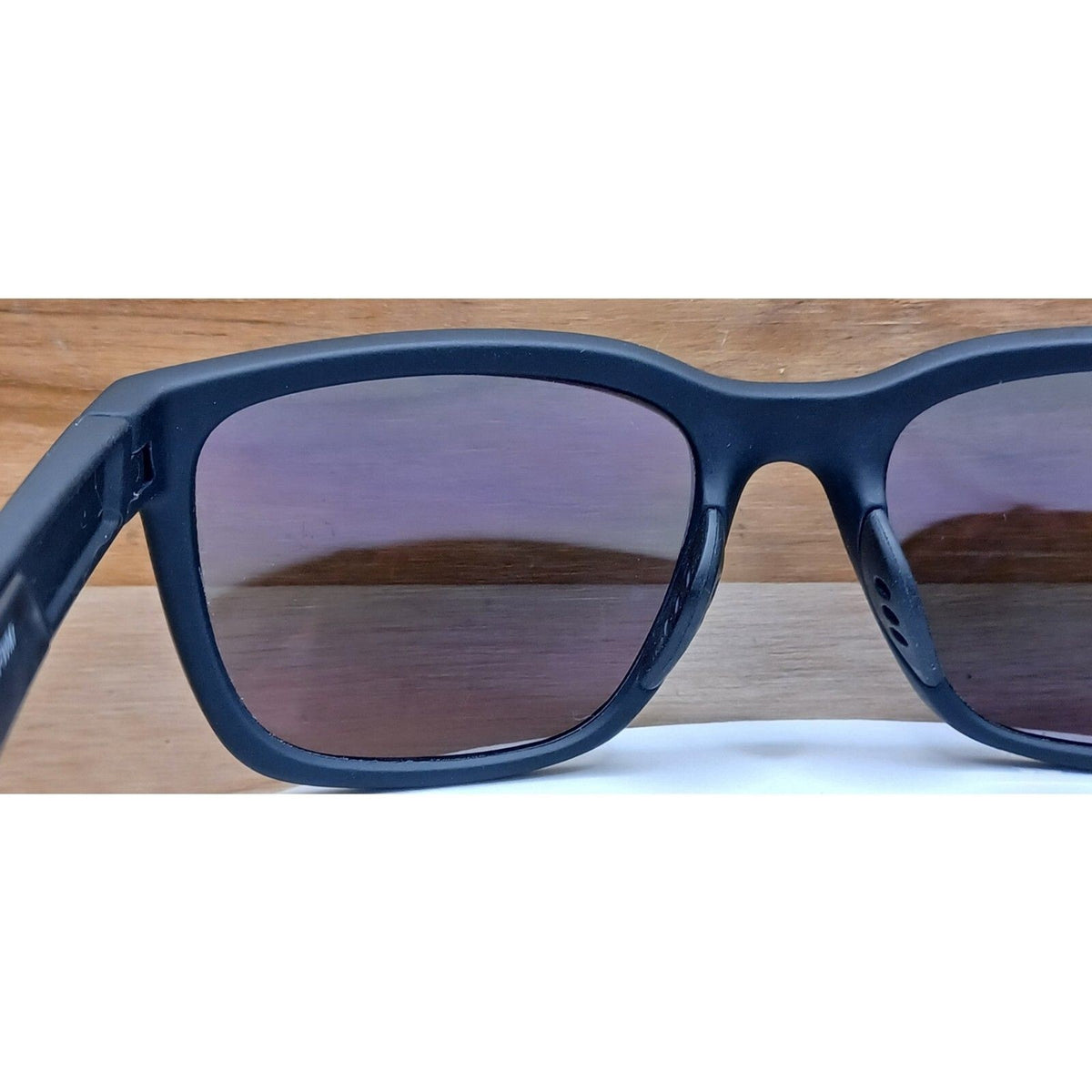 Foster Grant Mens Way-Shaped Sport Black Rainbow Mirror Lenses Sunglasses
