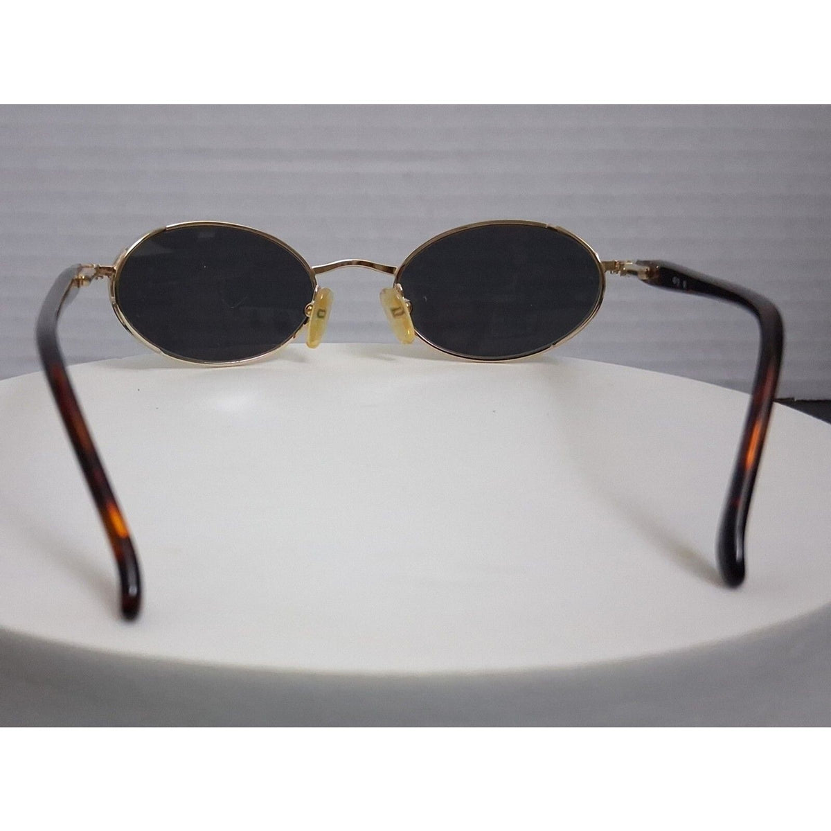 Linea Roma LR 221 Gold Tone Rare Vintage Metal Frame Sunglasses Made in Italy