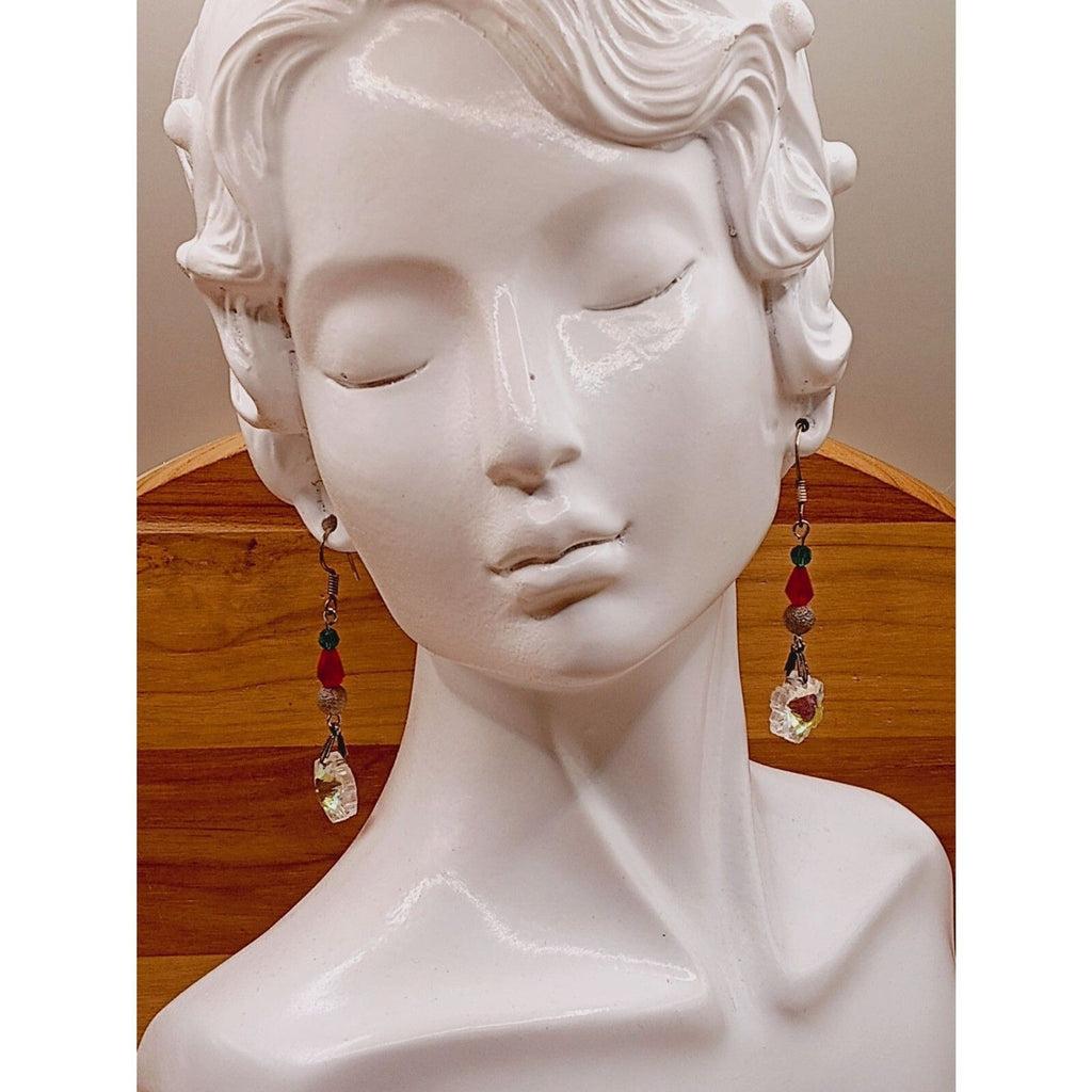 Vintage Red an Green Bead Christmas Theme Dangle Earrings