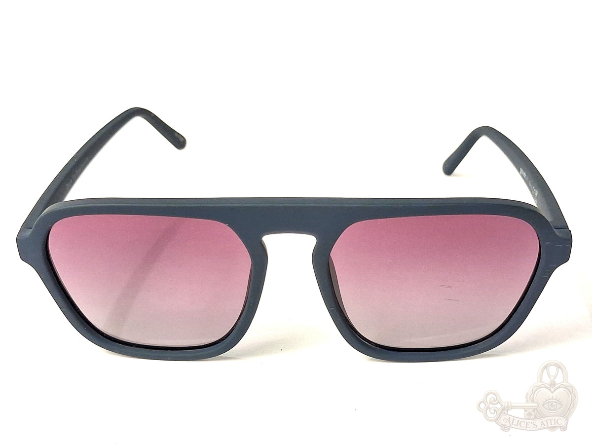 Goodr Retro G Deja Vu Daydream Flat-Top UV400 Sunglasses Navy Blue Pink Fade - Image 1