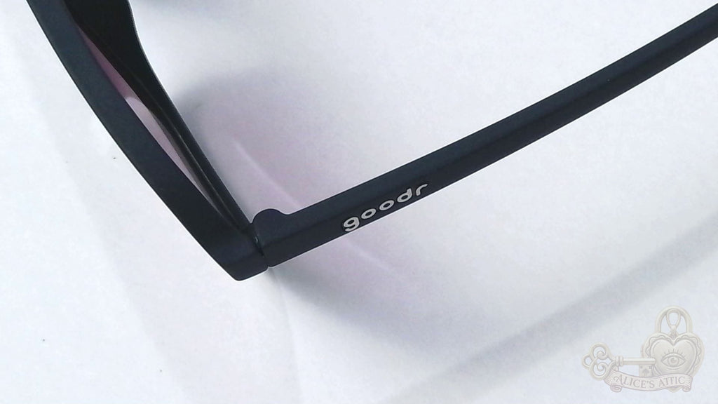 Goodr Retro G Deja Vu Daydream Flat-Top UV400 Sunglasses Navy Blue Pink Fade - Image 10