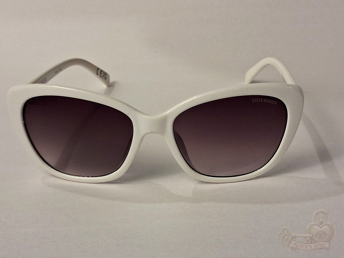 Steve Madden Outlook X17035 White Oversized Cat Eye Sunglasses Gradient Lenses - Image 10