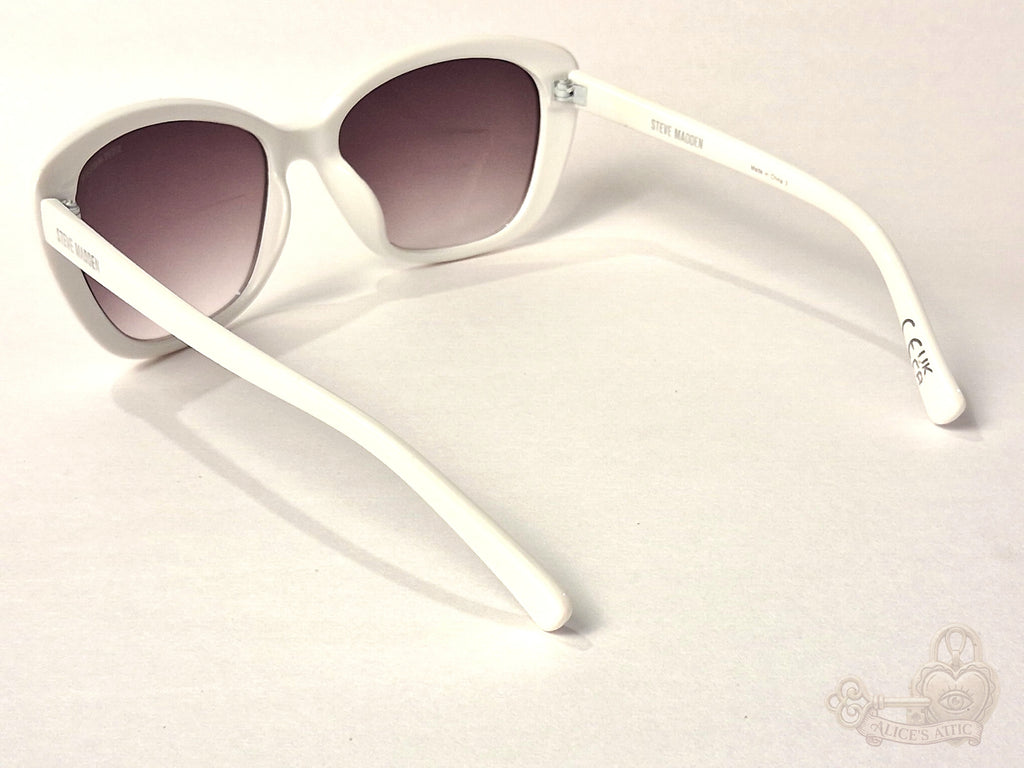 Steve Madden Outlook X17035 White Oversized Cat Eye Sunglasses Gradient Lenses - Image 4